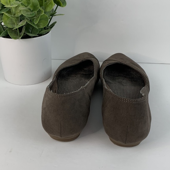 Kelly & Katie brown fabric upper flats size 6 1/2 - Picture 4 of 9